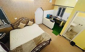 Al Buraq Guest House